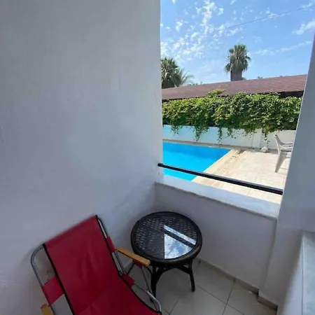 Daire Wonderful Ground Floor Private Home In Central Location Ticks Every Box Side